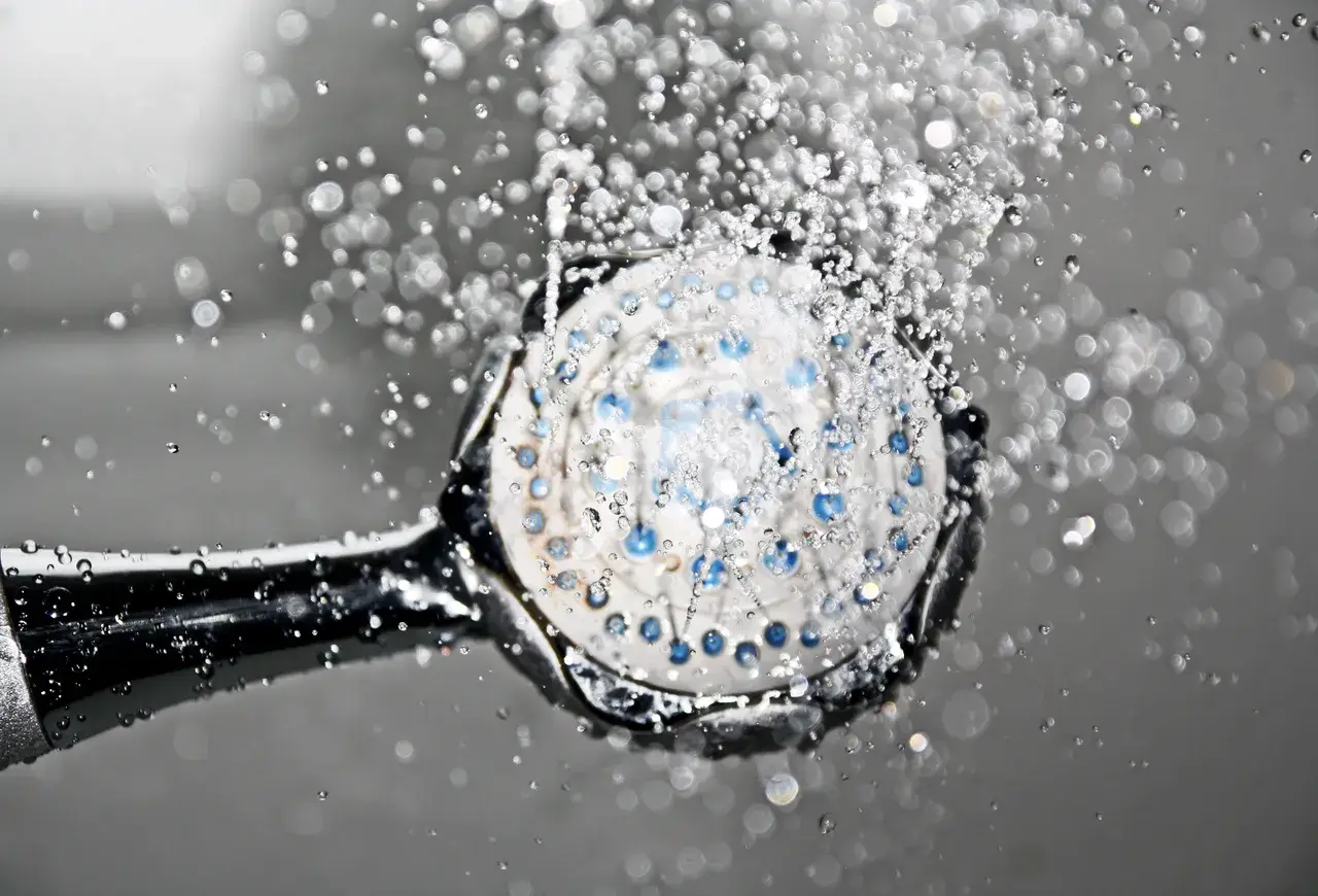 6 Signs Your Water Heater Needs Repairs and Maintenance
