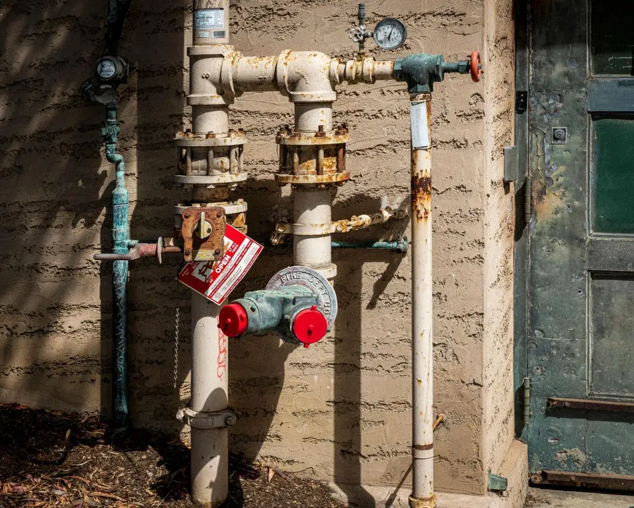 Choosing Professional Plumbing Services for Home