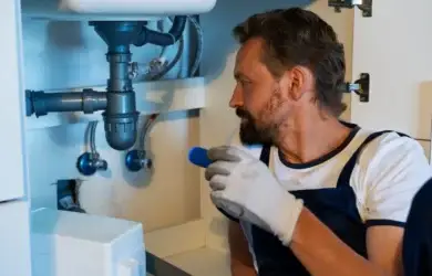 Top 7 Signs You Need a Professional Drain Cleaning Service
