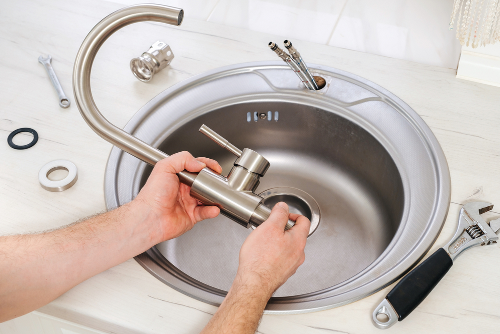 kitchen faucet replacement